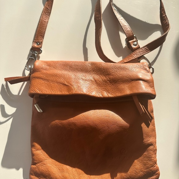 Borgo degle Etruschi Leather Crossbody Bag in Cognac Brown and chocolate brown - Picture 4 of 16